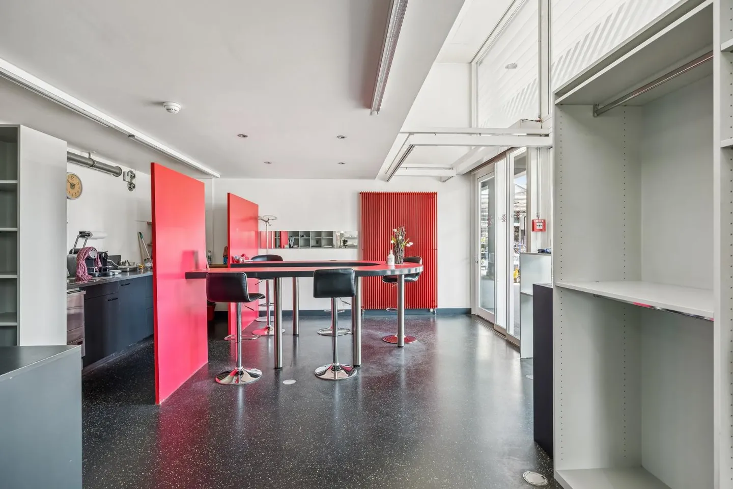 Espace de vente attrayant dans un emplacement central à Willisau - Photo 8 sur 9