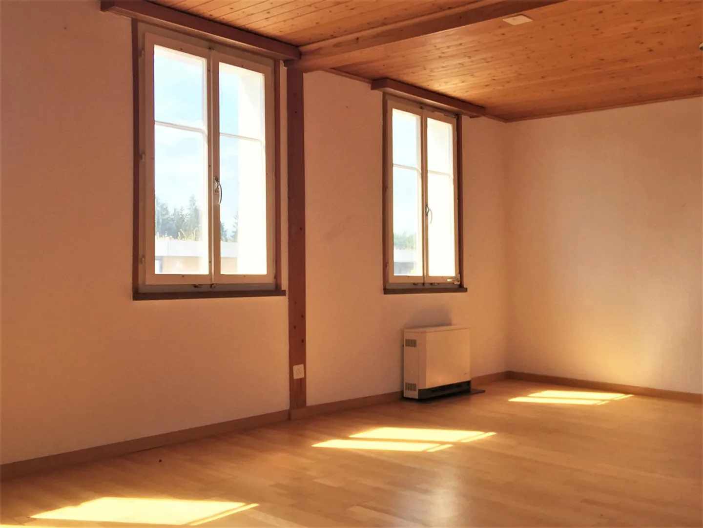 Charmant Appartement Sous-Toit - Photo 2 sur 8