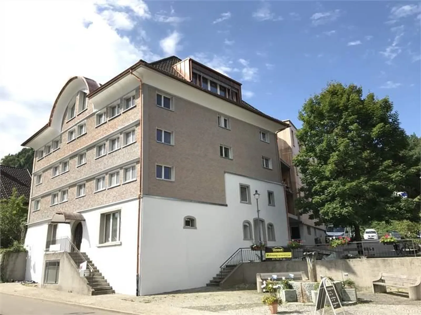 Charmante 4.5-Zimmer-Wohnung mit Bergblick im Neckertal - Foto 1 von 8