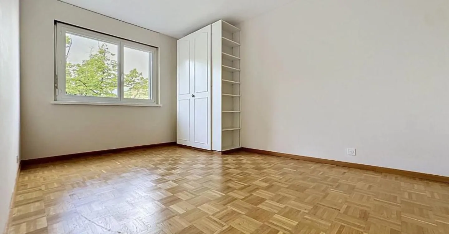 Appartement spacieux avec balcon - Photo 11 sur 13