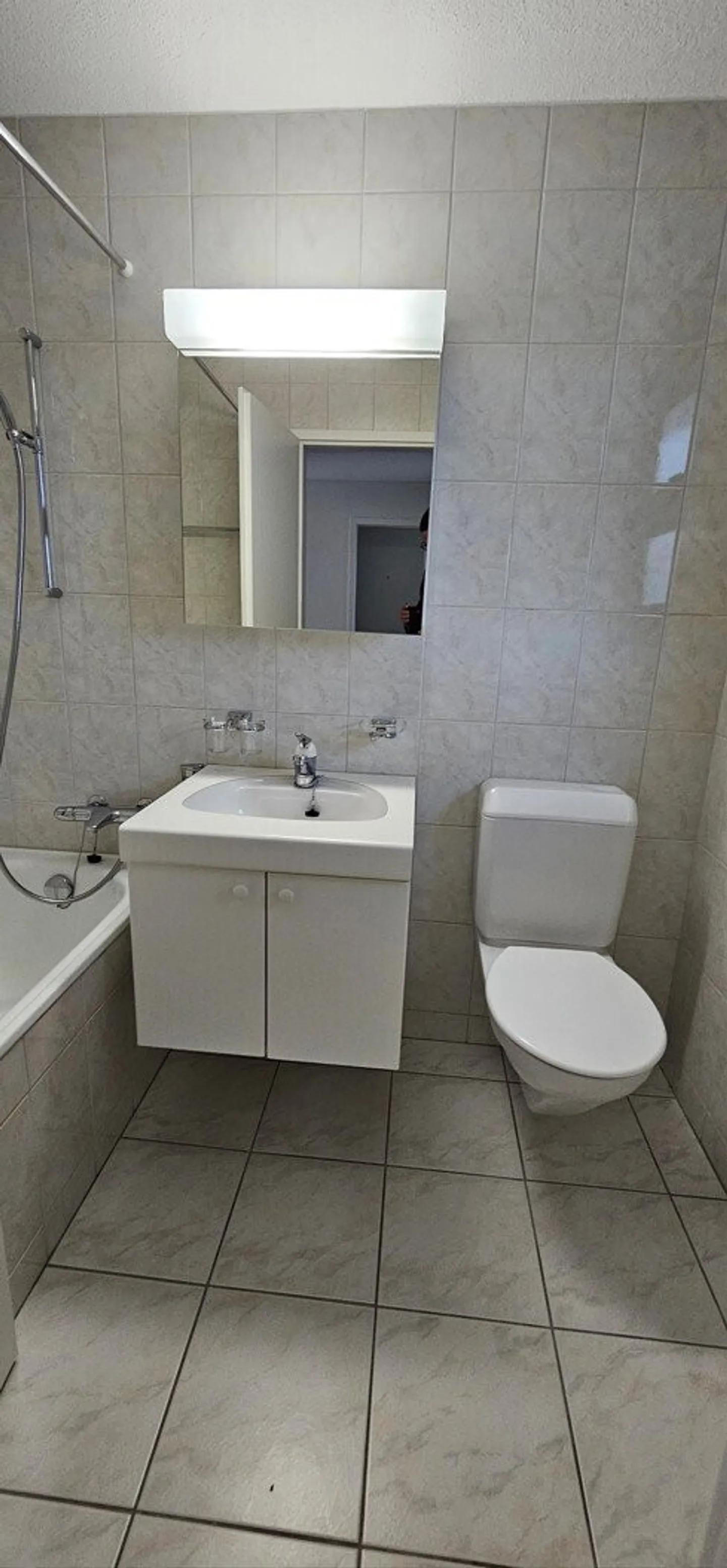 Appartement 2.5 pièces près du lac à Gwatt (Thun) - Photo 5 sur 10