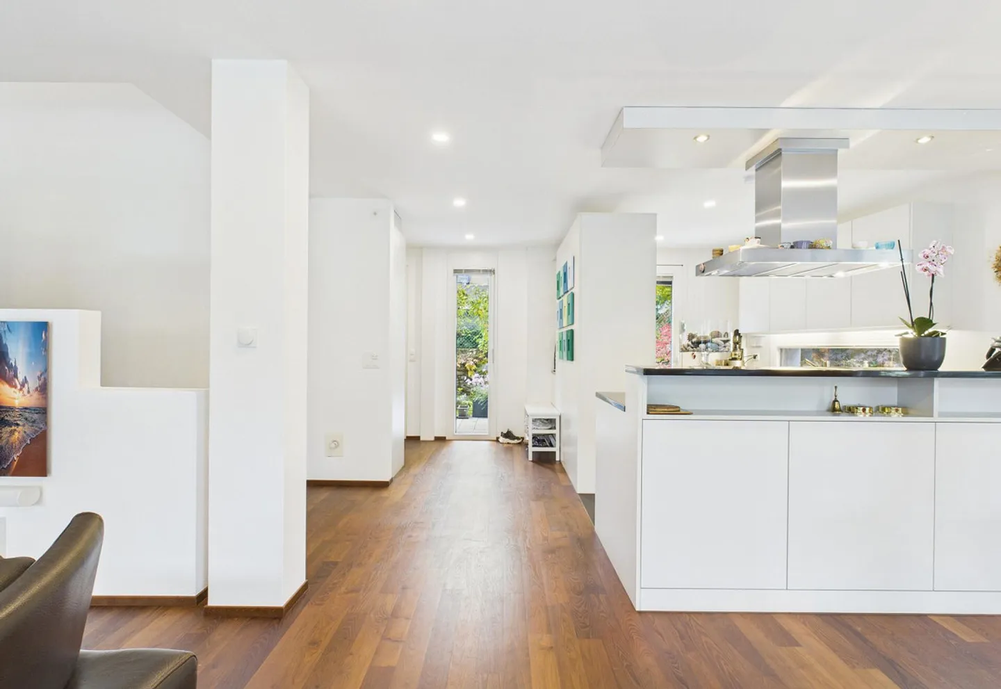 Modern Detached Corner House in Tax-Friendly Muri b. Bern - Photo 5 of 15