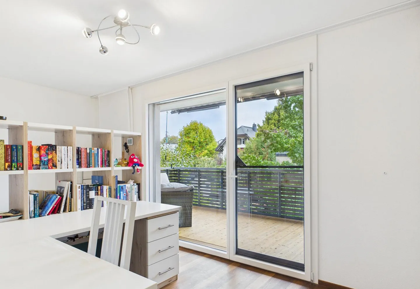 Modern Detached Corner House in Tax-Friendly Muri b. Bern - Photo 12 of 15