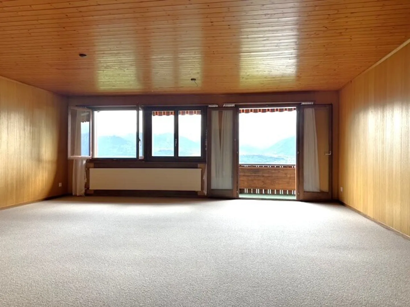 Chalet-Wohnung mit Traum-Aussicht - Foto 3 von 6