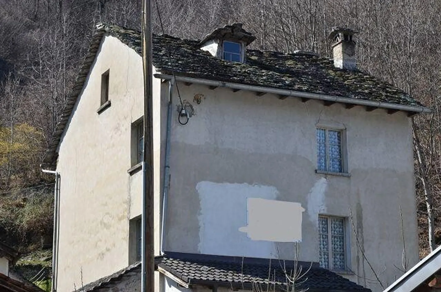 Charming House with Garden - Photo 3 of 13