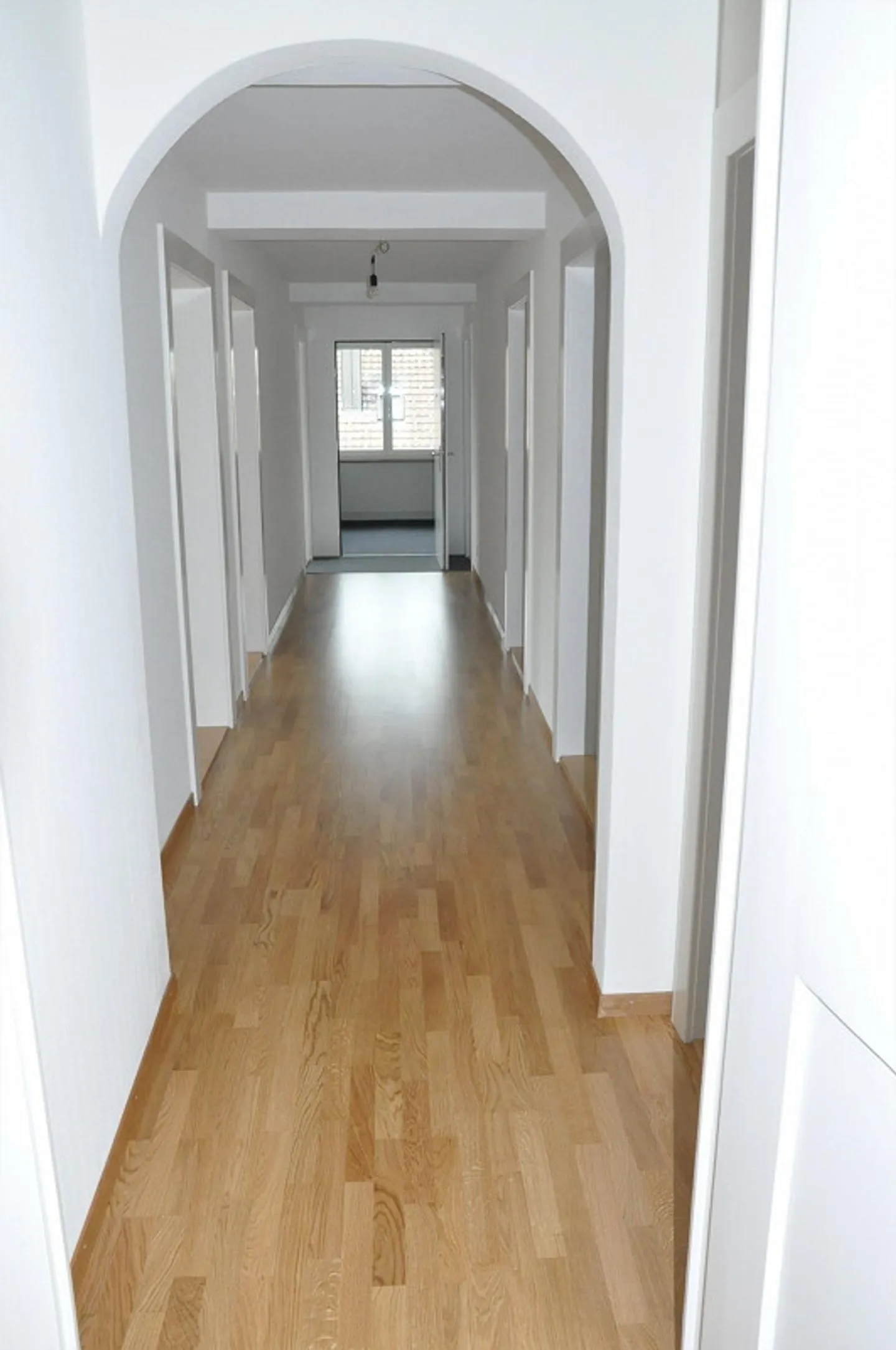 attraente appartamento mansardato di 4 stanze in posizione centrale... - Foto 7 di 13