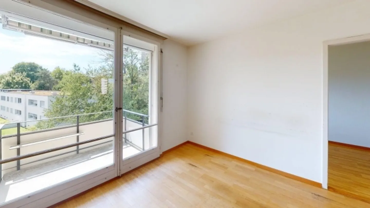 Bright 3-room apartment for temporary rent in Zürich-Oerlikon (until 31.03.2027) - Photo 3 of 8