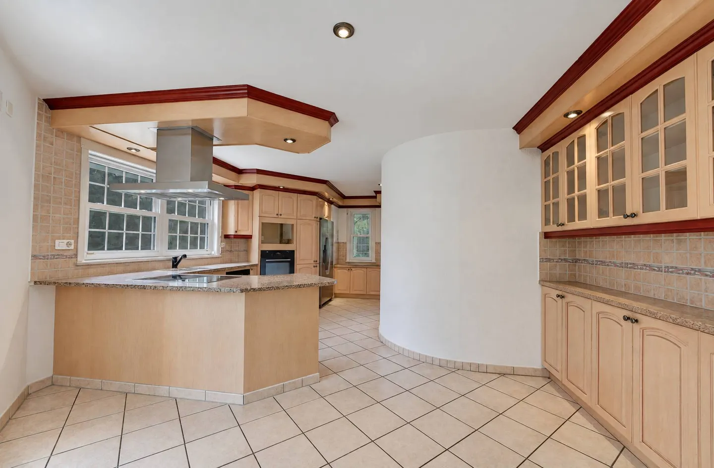 Geräumige individuelle Villa ideal für eine Familie - Foto 5 von 13