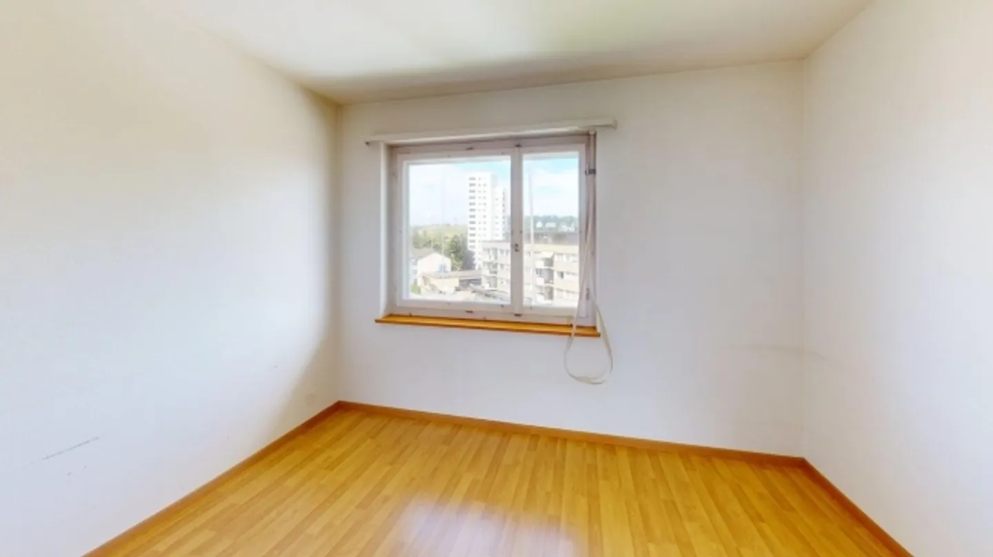 Bright 3-room apartment for temporary rent in Zürich-Oerlikon (until 31.03.2027) - Photo 7 of 8