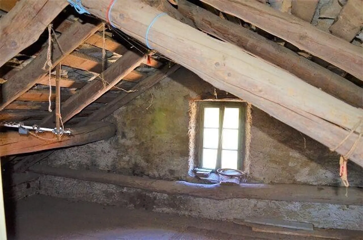 Charming House with Garden - Photo 13 of 13