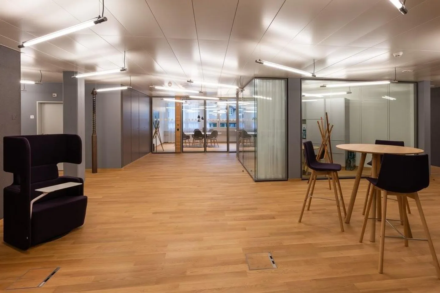 Espace de bureau moderne "concept Shop-in-Shop" - Photo 1 sur 4