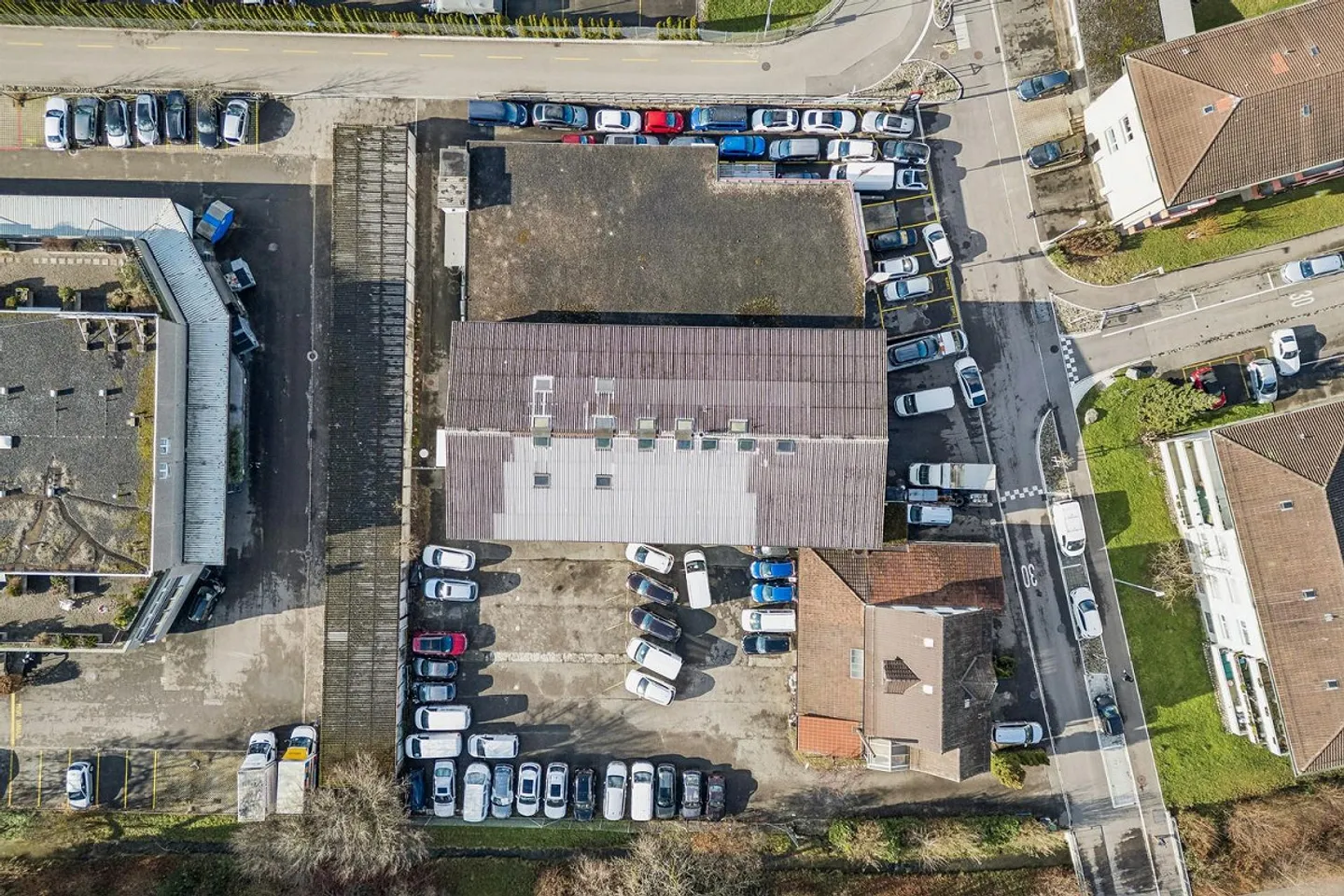 Area di sviluppo W5 con strutture esistenti – Occasione rara a Dübendorf - Foto 2 di 2