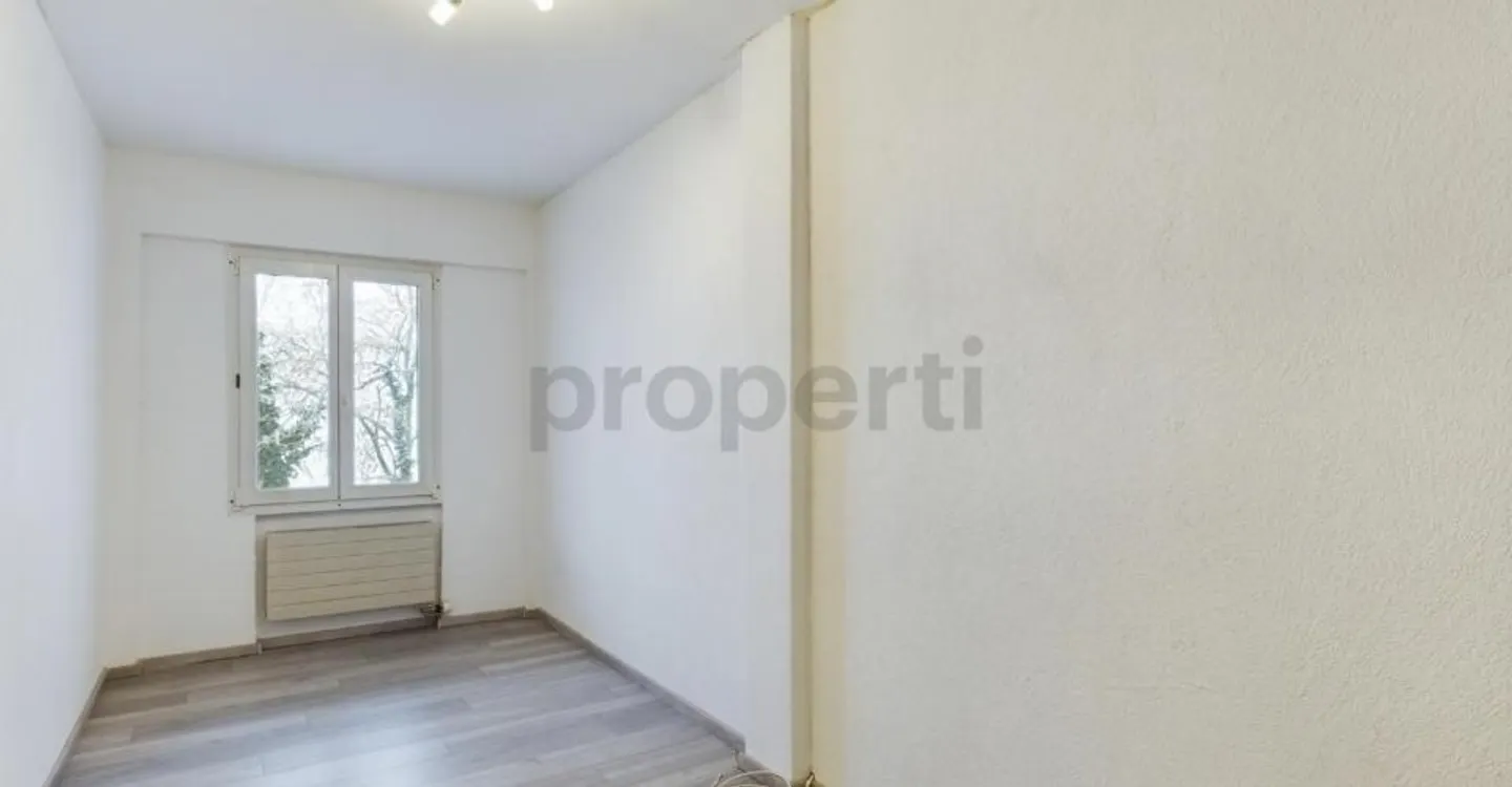 Exklusives Einfamilienhaus in ruhiger Waldrandlage mit Seesicht und Garten - Photo 4 sur 12