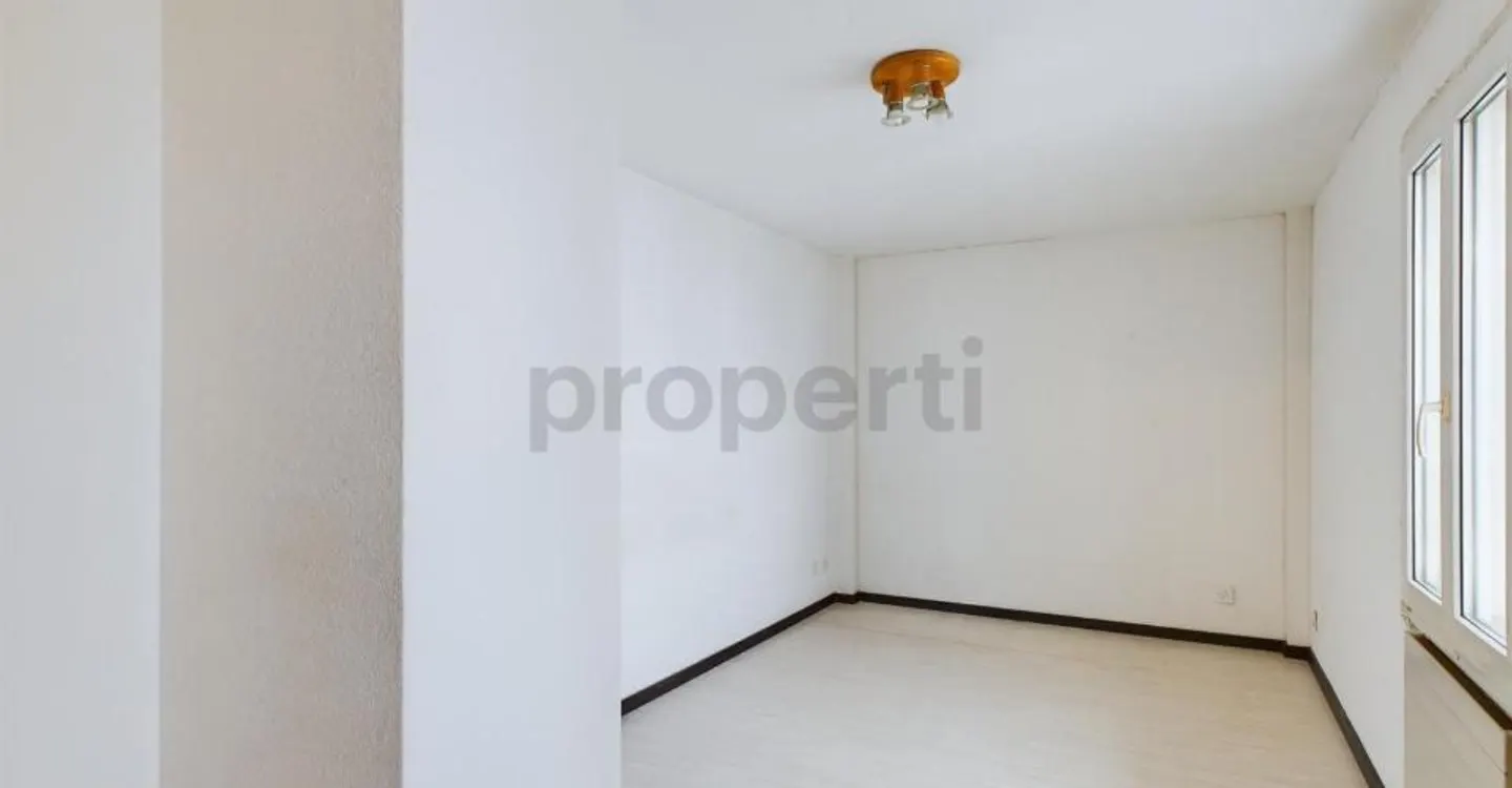 Exklusives Einfamilienhaus in ruhiger Waldrandlage mit Seesicht und Garten - Photo 7 sur 12