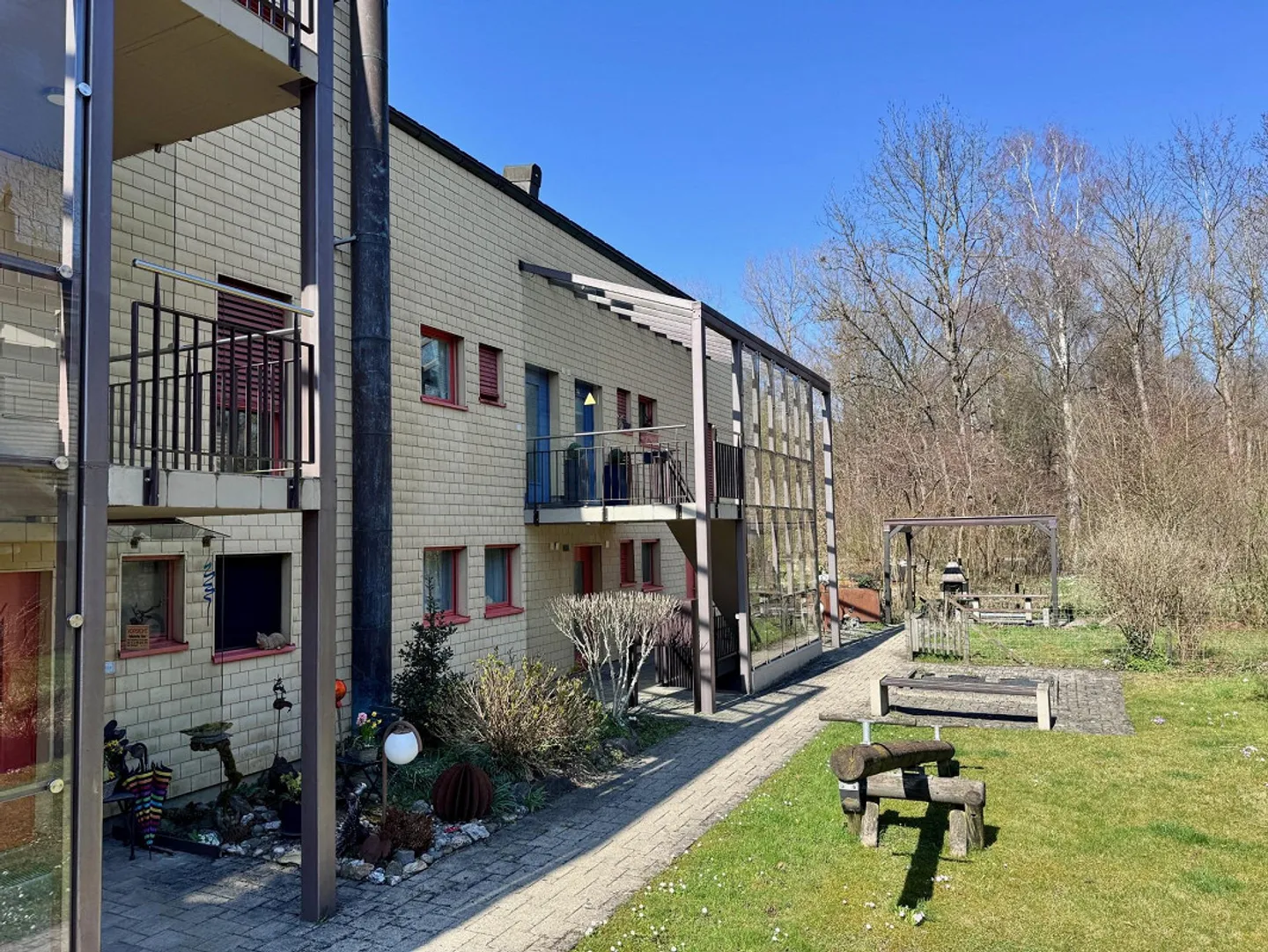 Appartement confortable de 3,5 pièces - tout sauf un standard ennuyeux - Photo 1 sur 15