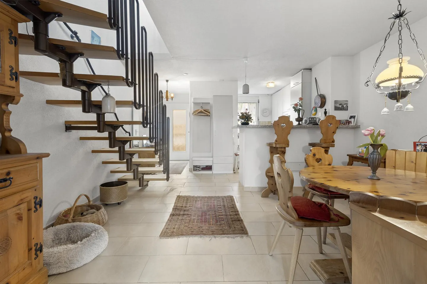 Appartement confortable de 3,5 pièces - tout sauf un standard ennuyeux - Photo 4 sur 15