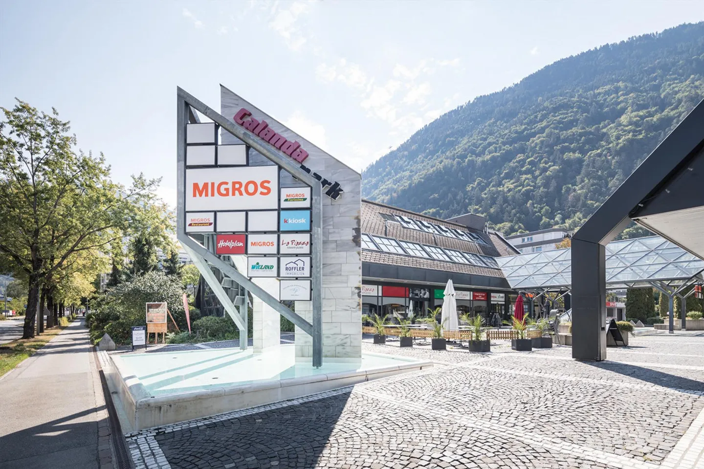 Bright area on the 1st floor - available by arrangement - Photo 2 of 3