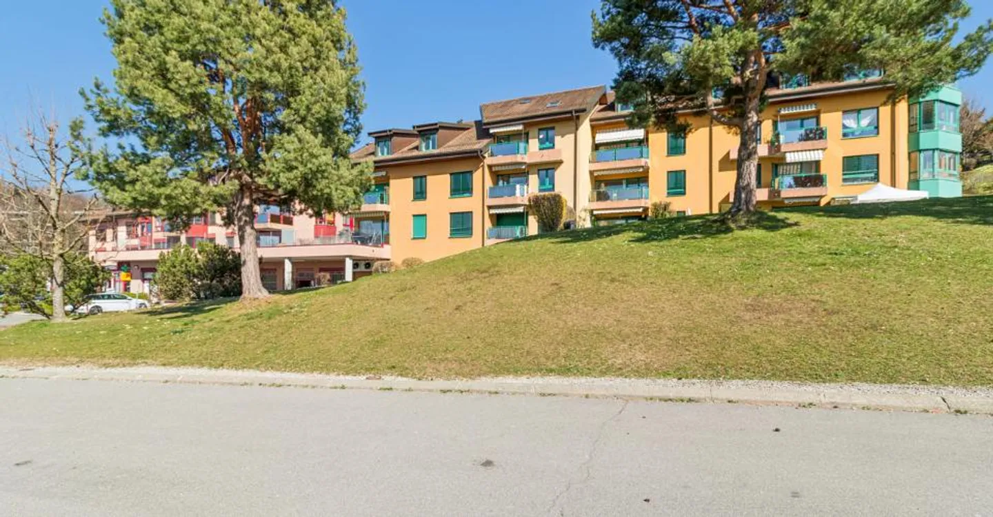 4,5-Zimmer-Wohnung von 155 m2 mit unverbautem Blick auf den See - Foto 11 von 12