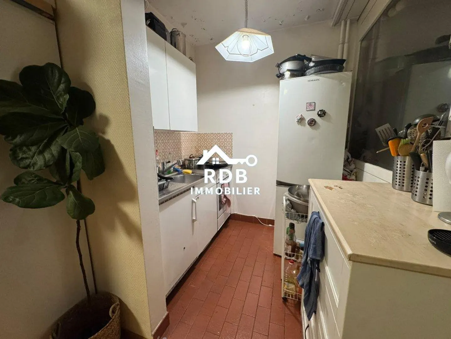 Appartement de 2 pièces au 4ème étage situé à Genève 1203 - Foto 3 di 5