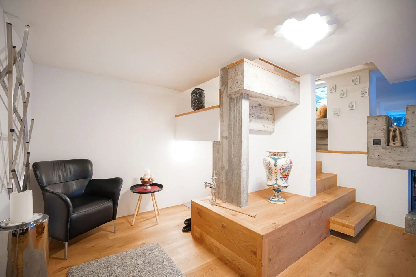 Maison d'angle rénovée avec cheminée à Geroldswil - Photo 3 sur 10