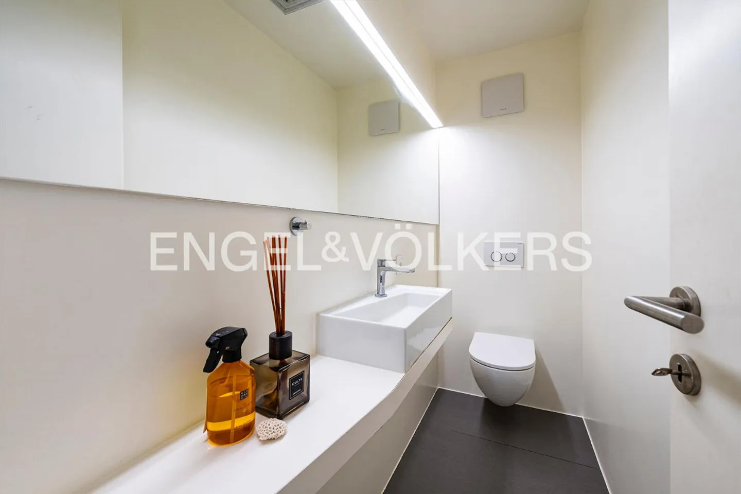 Casa a schiera luminosa, ideale per le famiglie - Foto 12 di 13