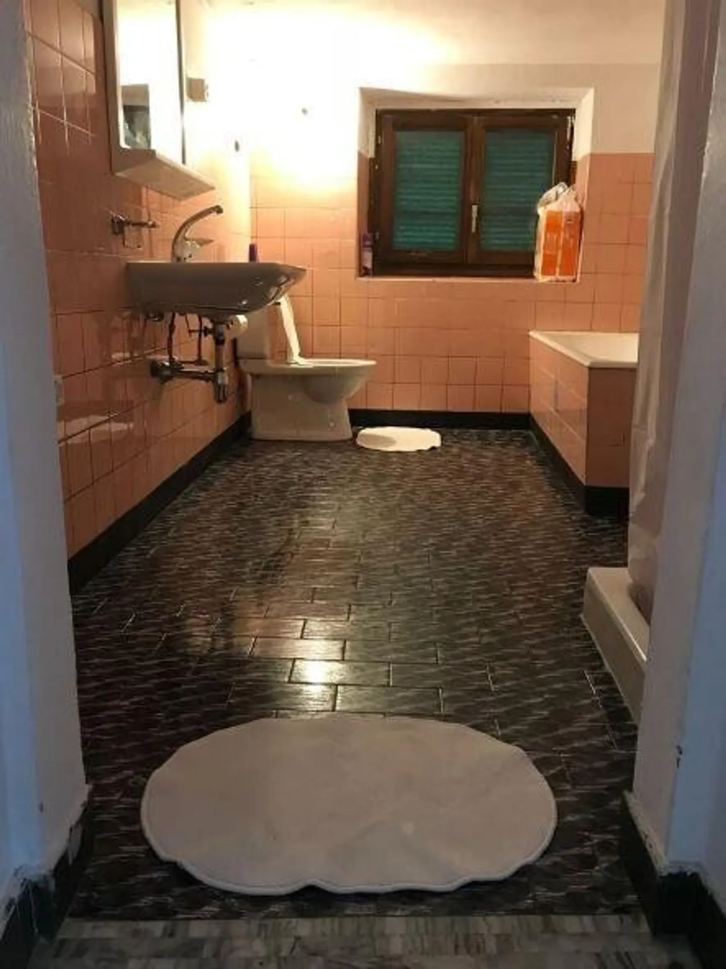 Charmantes Doppelhaus mit Terrasse - Foto 10 von 13