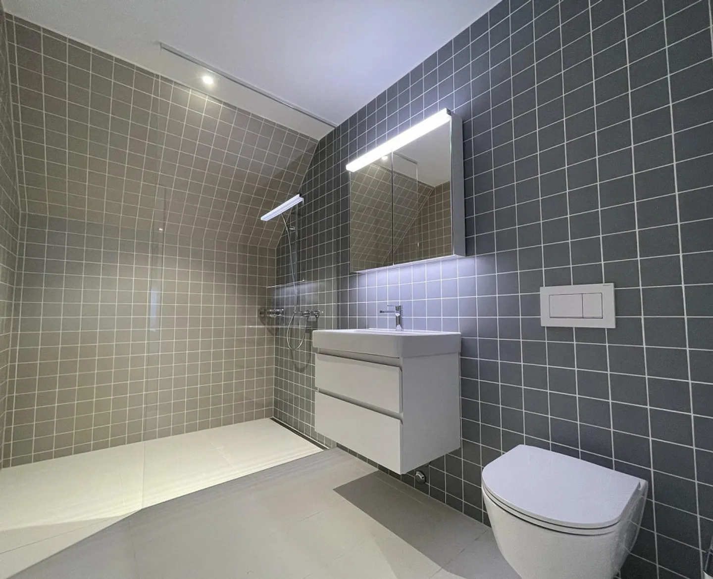 Intérieur moderne avec confort de vie - Photo 3 sur 5