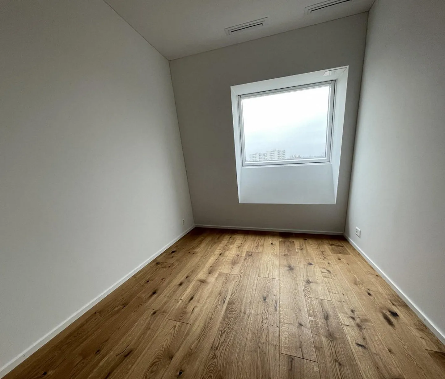 Intérieur moderne avec confort de vie - Photo 5 sur 5