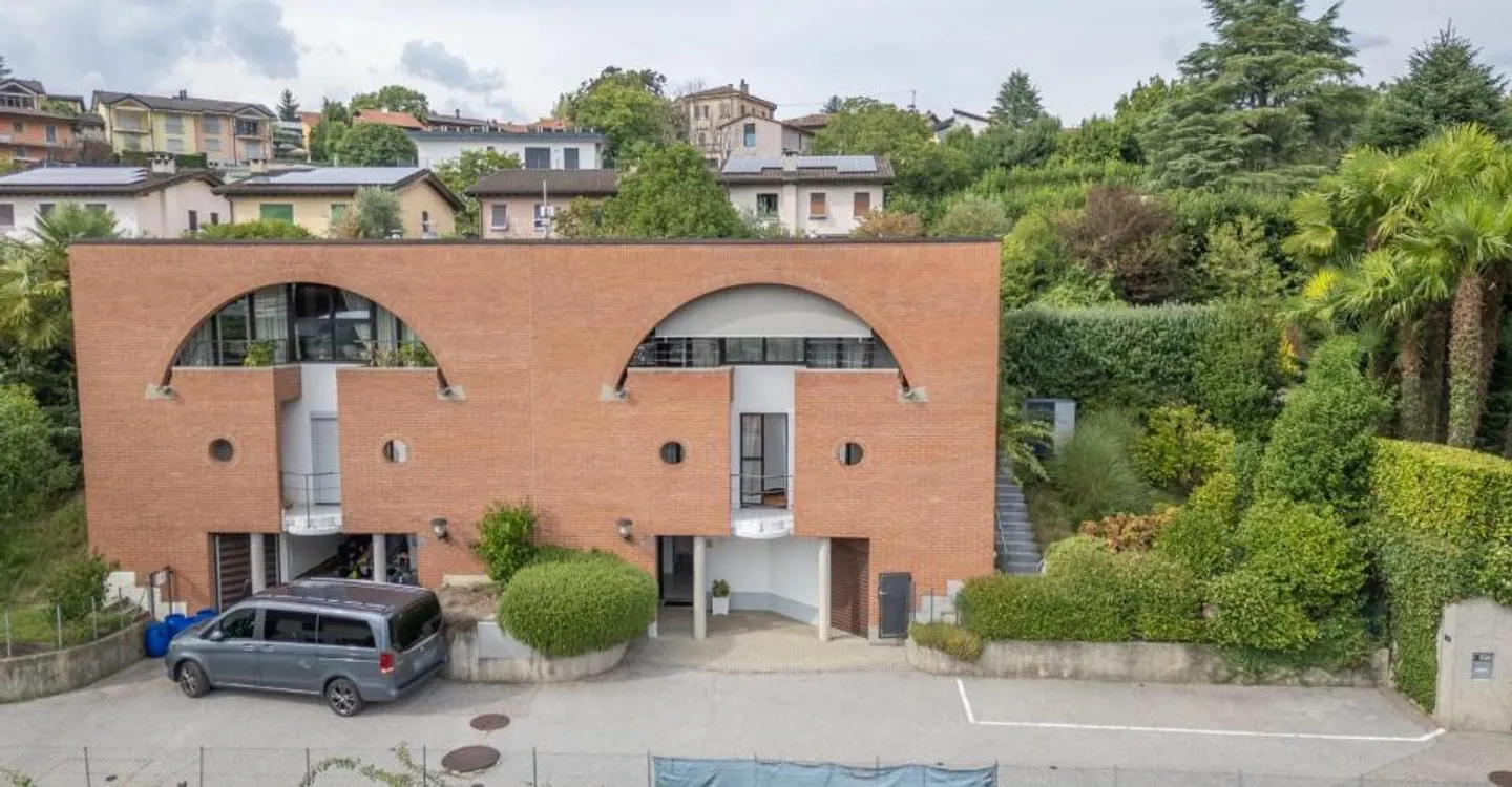 Einzigartiges Architektenhaus - Foto 3 von 13