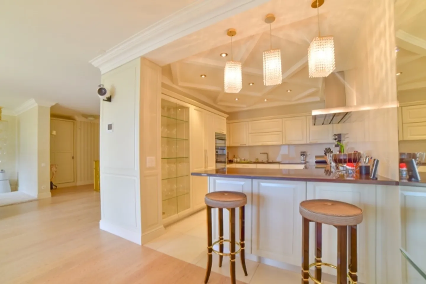 Elegant duplex with garden and breathtaking view of Lake Lugano - Photo 9 of 20