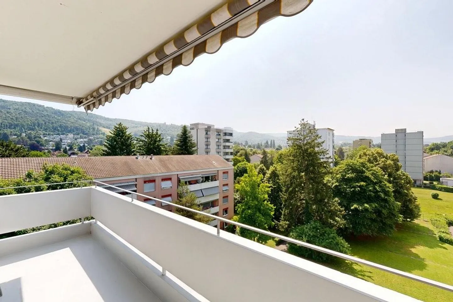 Appartamento Incantevole con Balcone - Foto 2 di 12