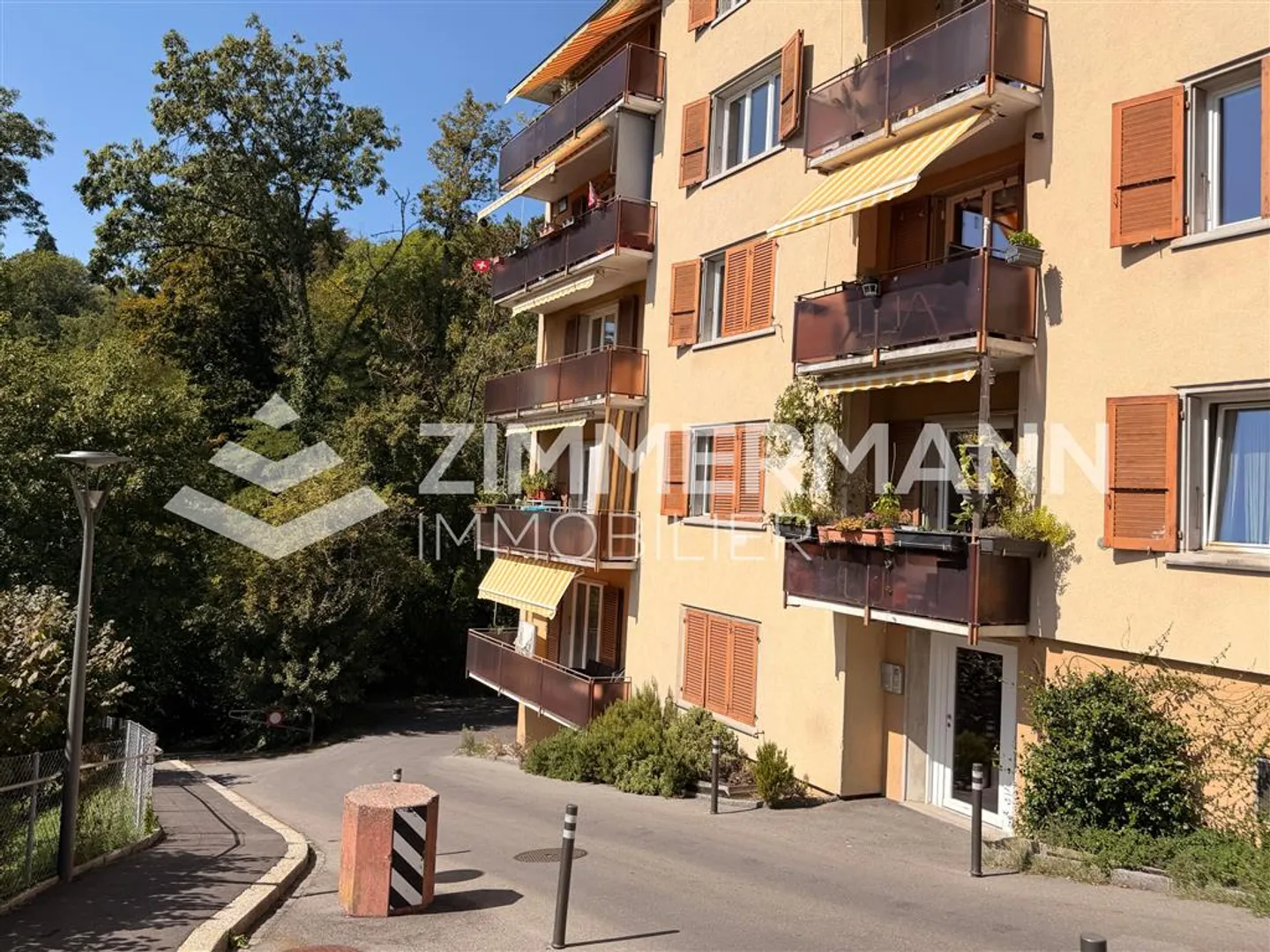 Appartamento ristrutturato a Chailly - Foto 1 di 13