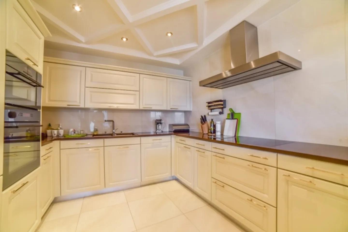 Elegant duplex with garden and breathtaking view of Lake Lugano - Photo 11 of 20