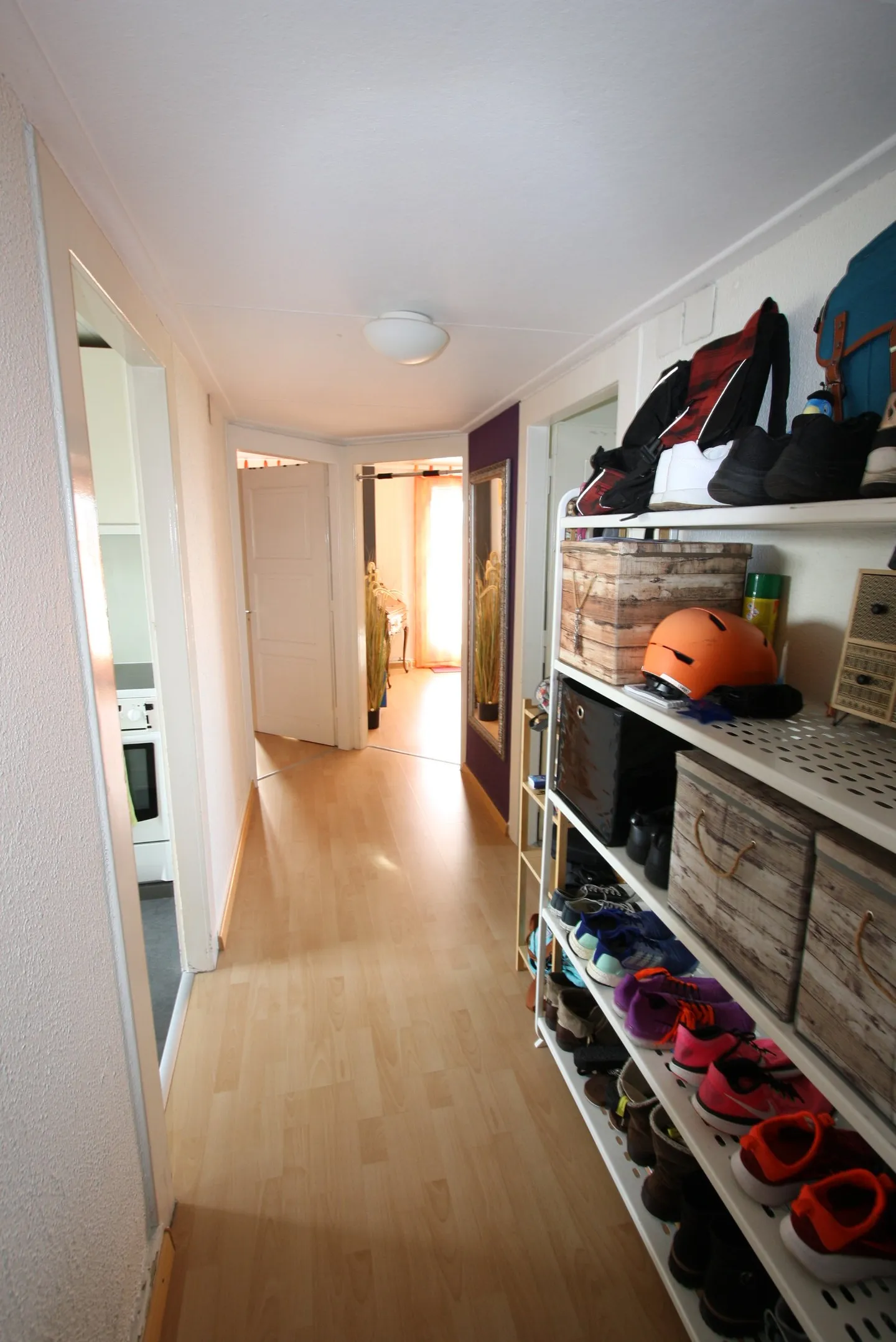 Charming 3-room attic apartment with balcony in Gümligen - Photo 5 of 19