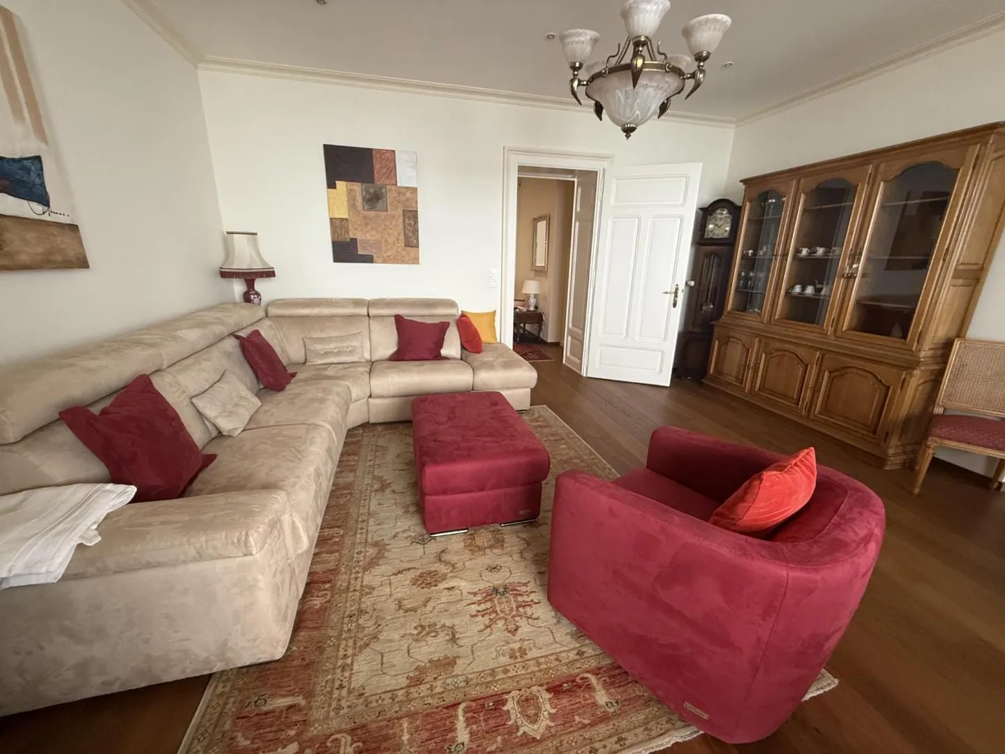 Magnificent 3.5-room apartment with furnished panoramic view of the lake in Territet - Photo 3 of 11