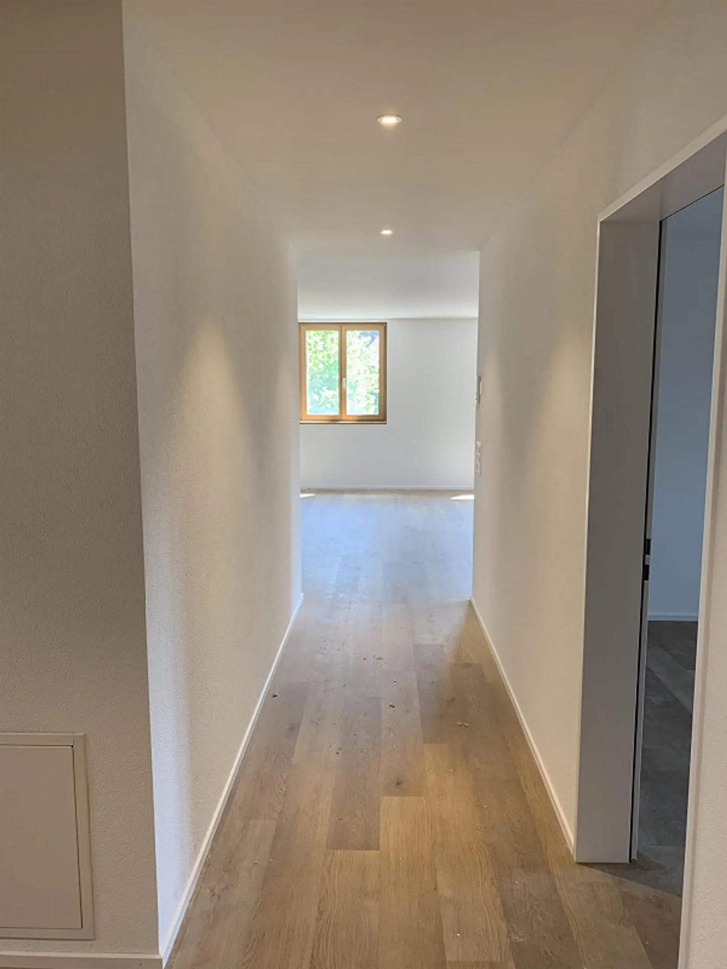 Appartamento 3.5 con alto standard di sviluppo (stanza hobby 80m2) - Foto 6 di 16