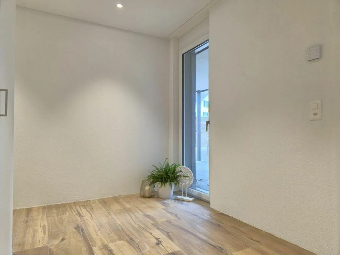 Stylish new apartment with a feel-good factor - Photo 5 of 11