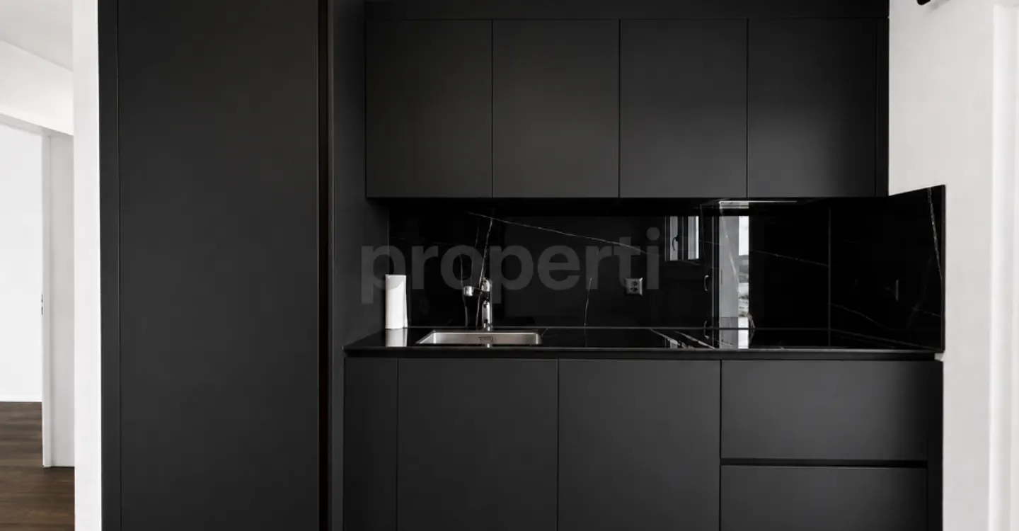 Einmalige Chance mit Seesicht: 4.5-Zimmer-Wohnung mit Potenzial in Nottwil - Photo 4 of 12