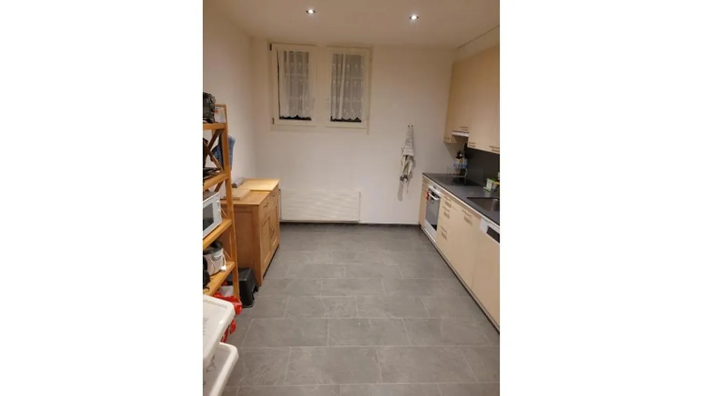 APPARTEMENT 3½ PIÈCES À ENGGISTEIN (BE), MEUBLÉ, TEMPORAIRE - Photo 6 sur 10