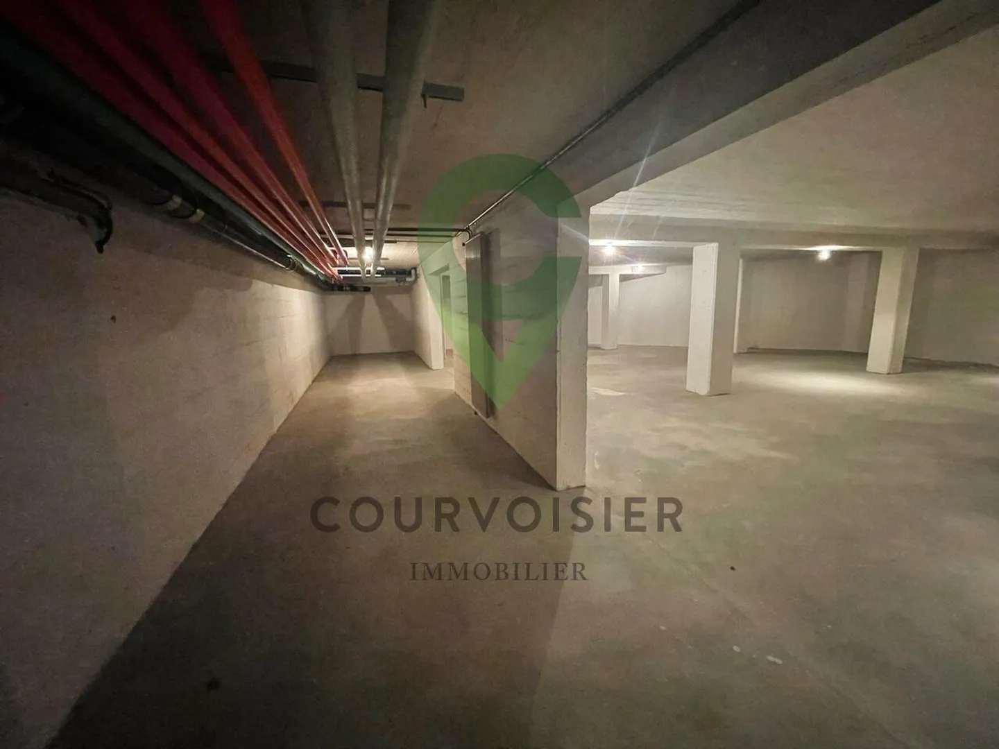 Deposito di 85m2 nel cuore di Rolle, discreto e di facile accesso - Foto 3 di 4