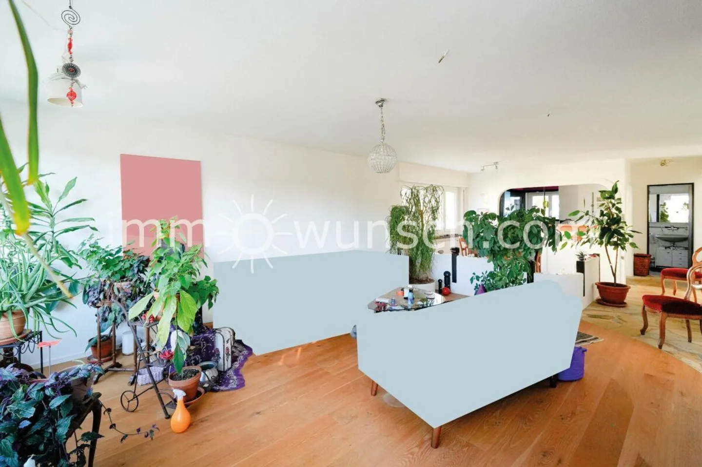 Charmante propriété de 4 ½ pièces avec balcon et place de parking en sous-sol - Photo 3 sur 11