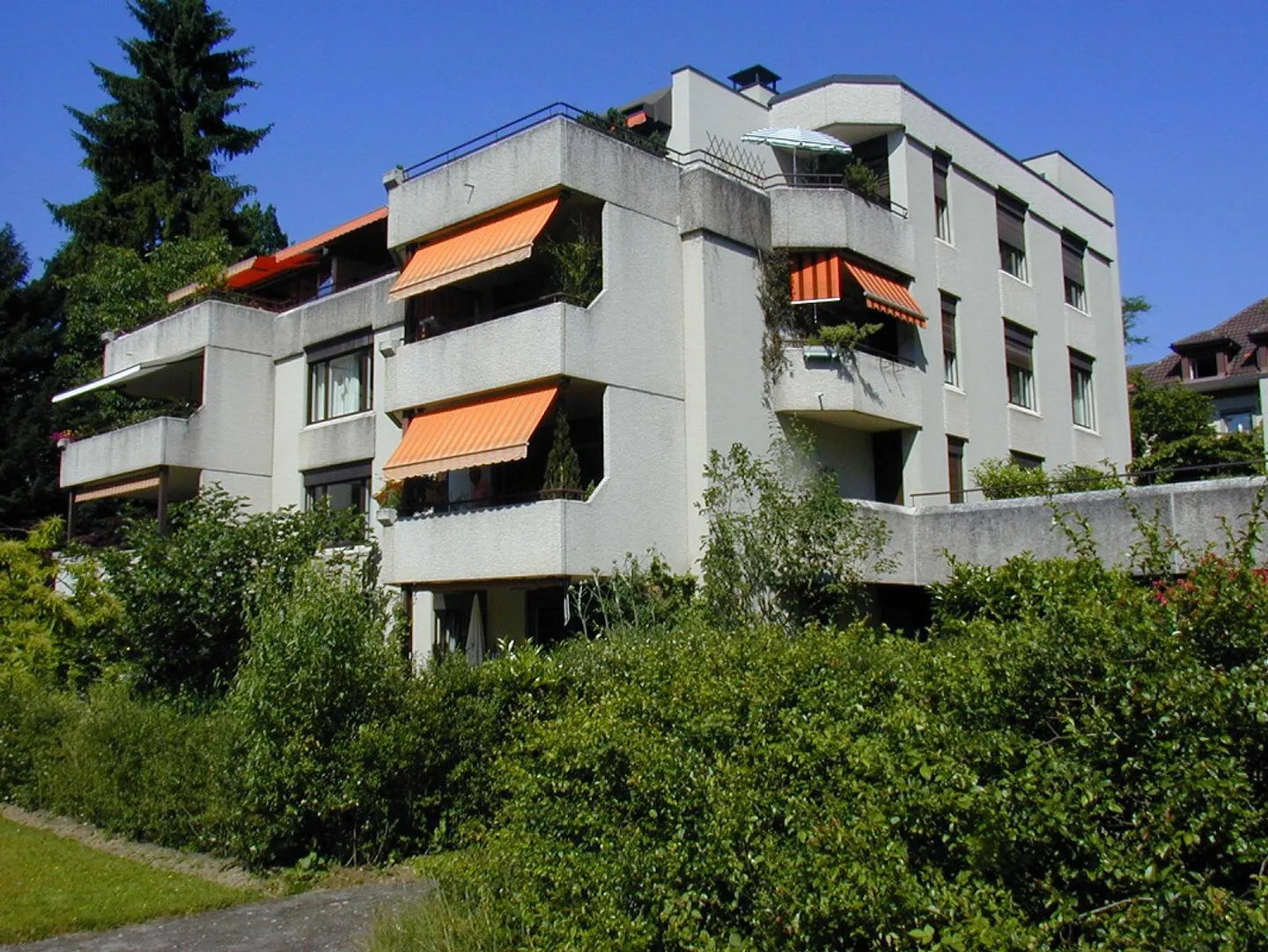 Penthouse apartment with a view in the Brunnadern district - Photo 1 of 11