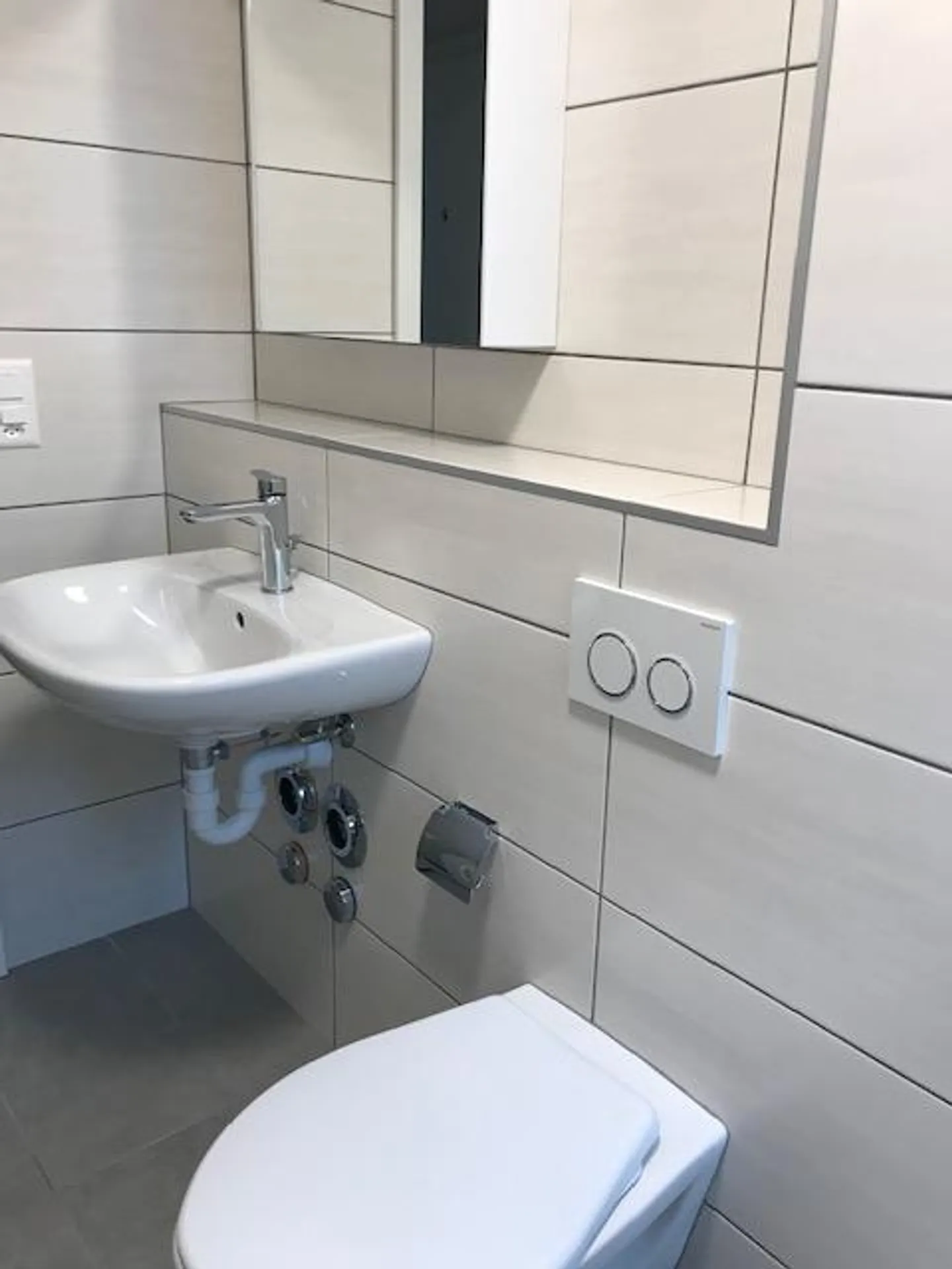 Affordable 3-room apartment for rent - Photo 4 of 8