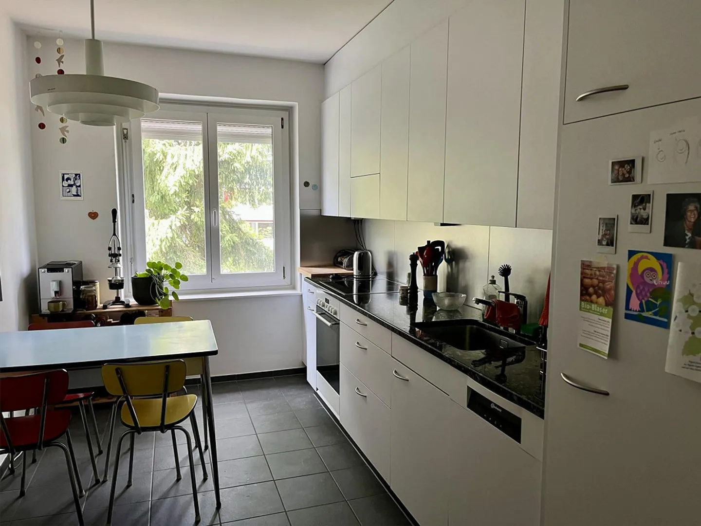 Appartement lumineux et meublé de 3 pièces à Bern-Länggasse (83m²), à louer temporairement - Photo 3 sur 7