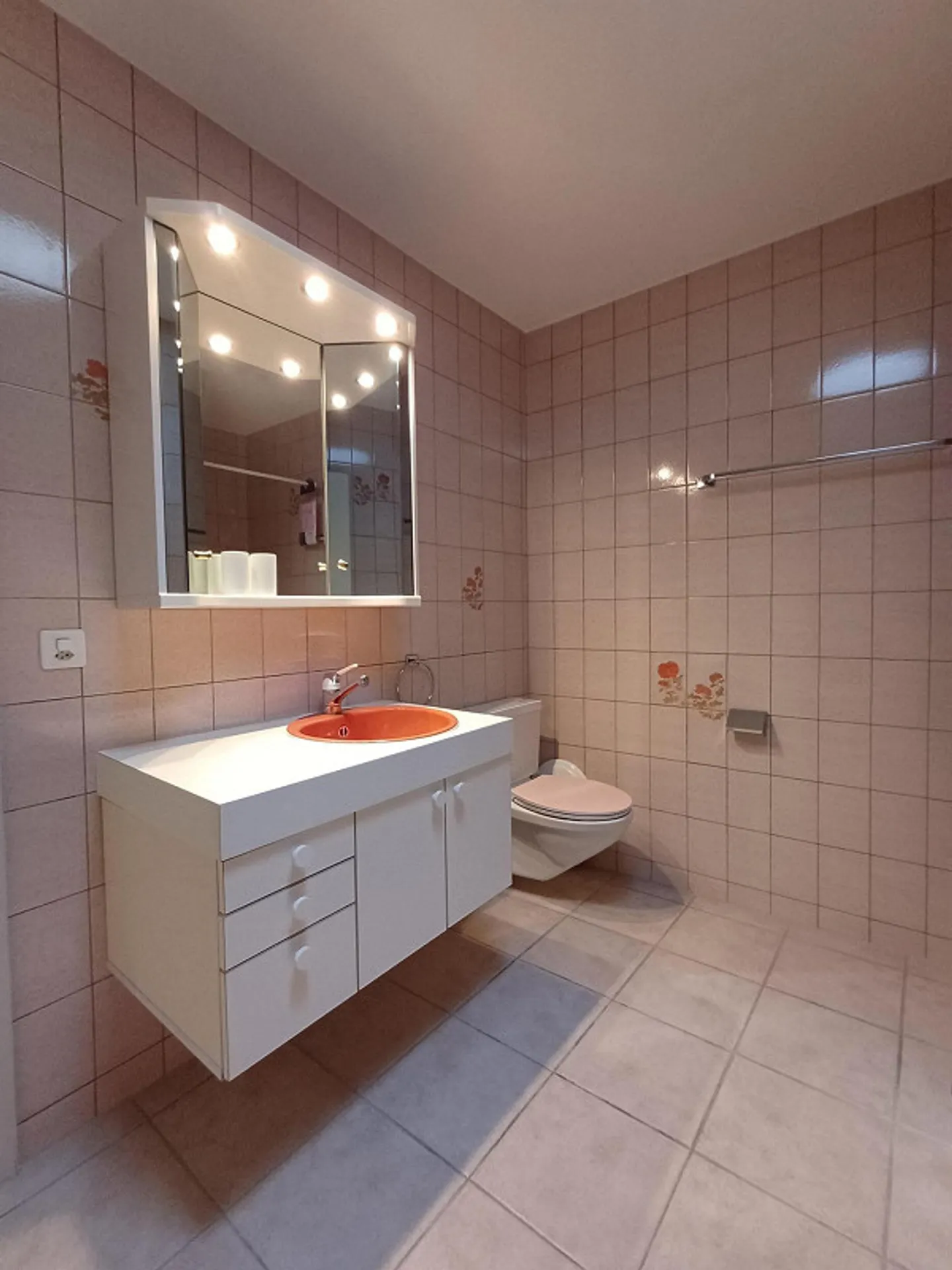 Penthouse apartment with a view in the Brunnadern district - Photo 8 of 11