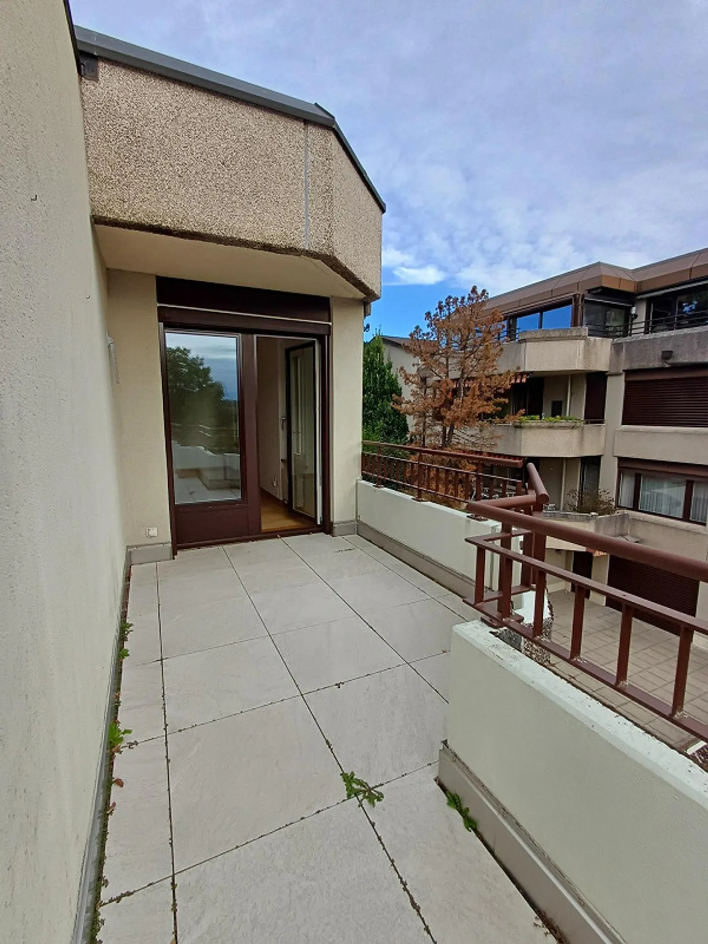 Penthouse apartment with a view in the Brunnadern district - Photo 10 of 11