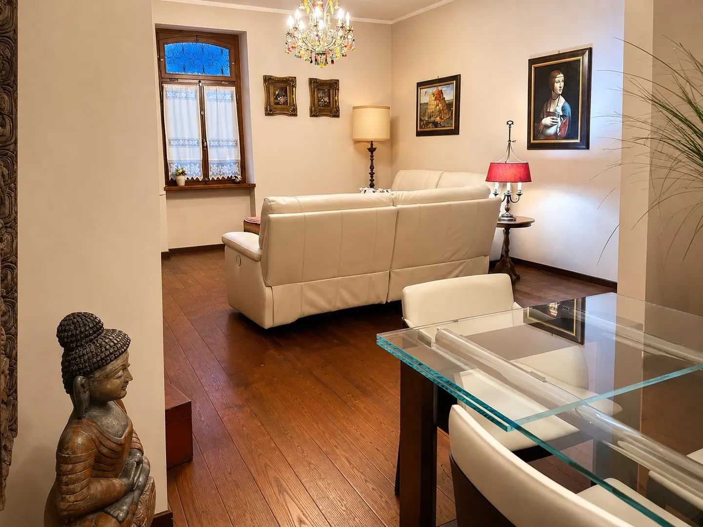 Elegante Villa mit Pool in Balerna - Foto 5 von 8