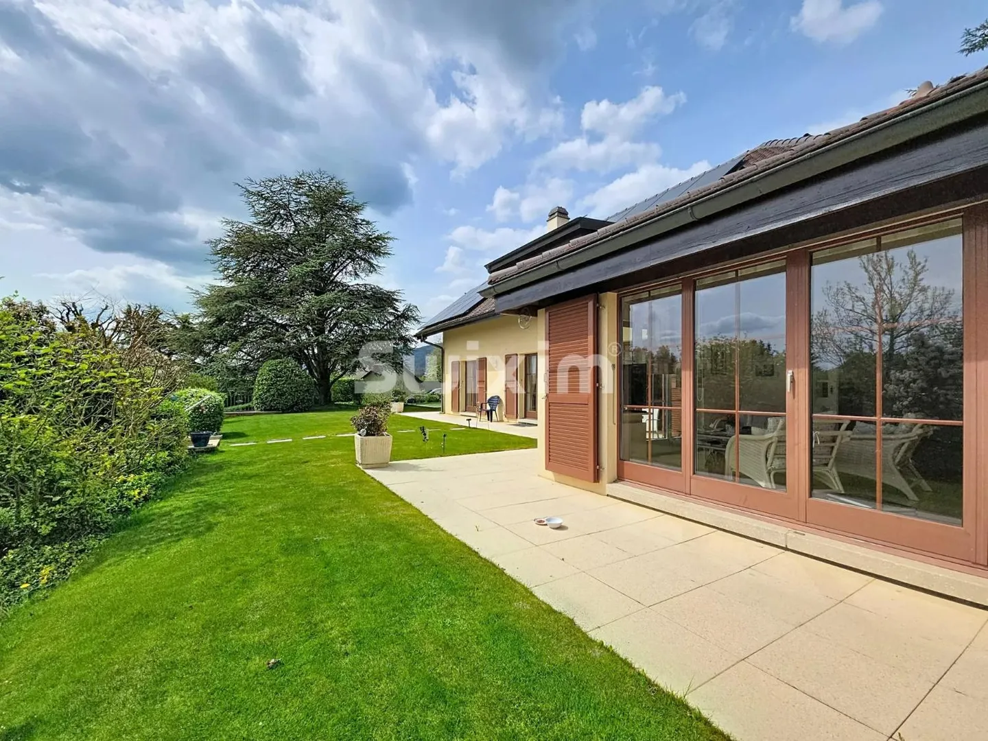 Maison Familiale Élégante à Trélex - Photo 3 sur 13