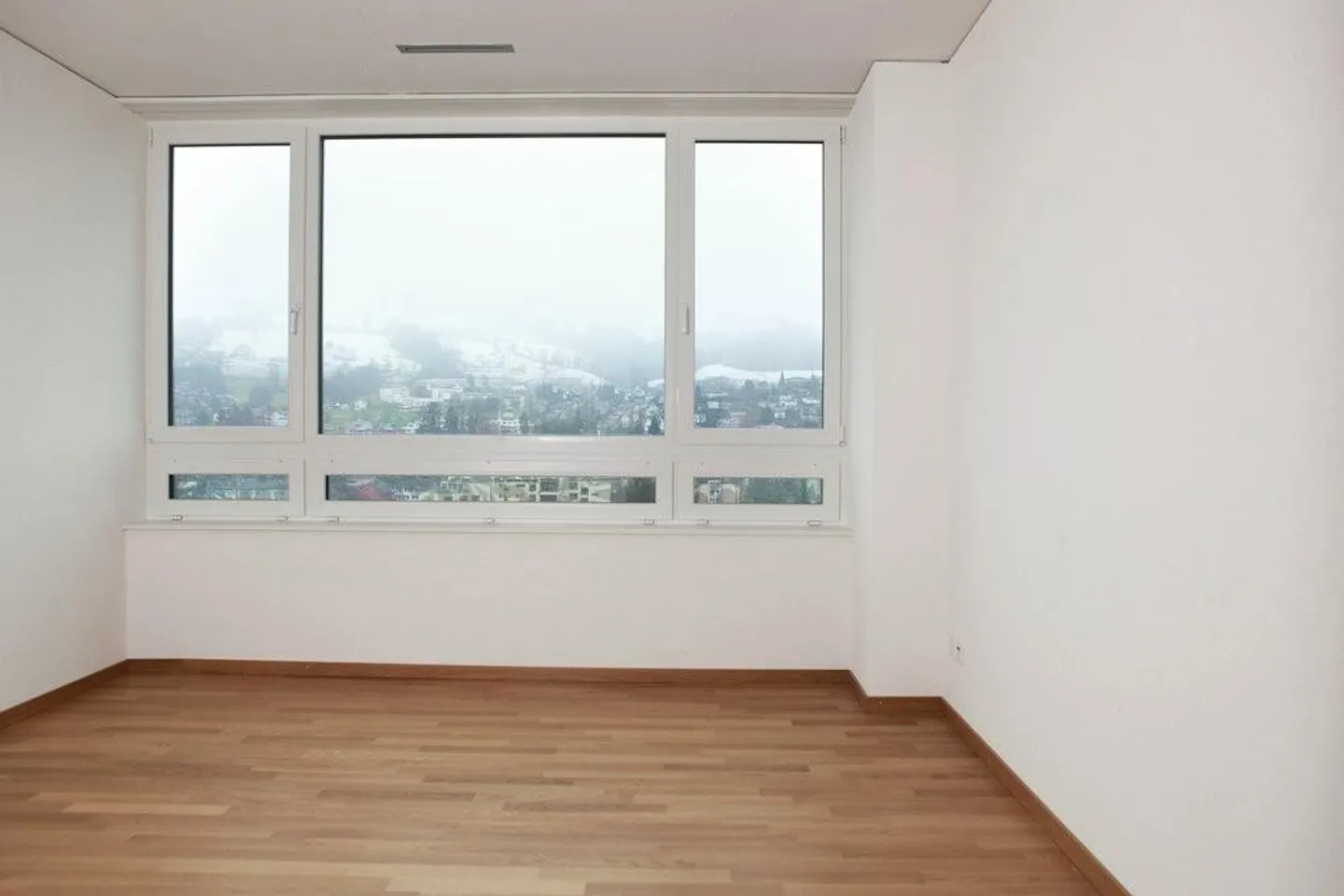 Visit - Move In - Feel Good - Photo 6 of 9