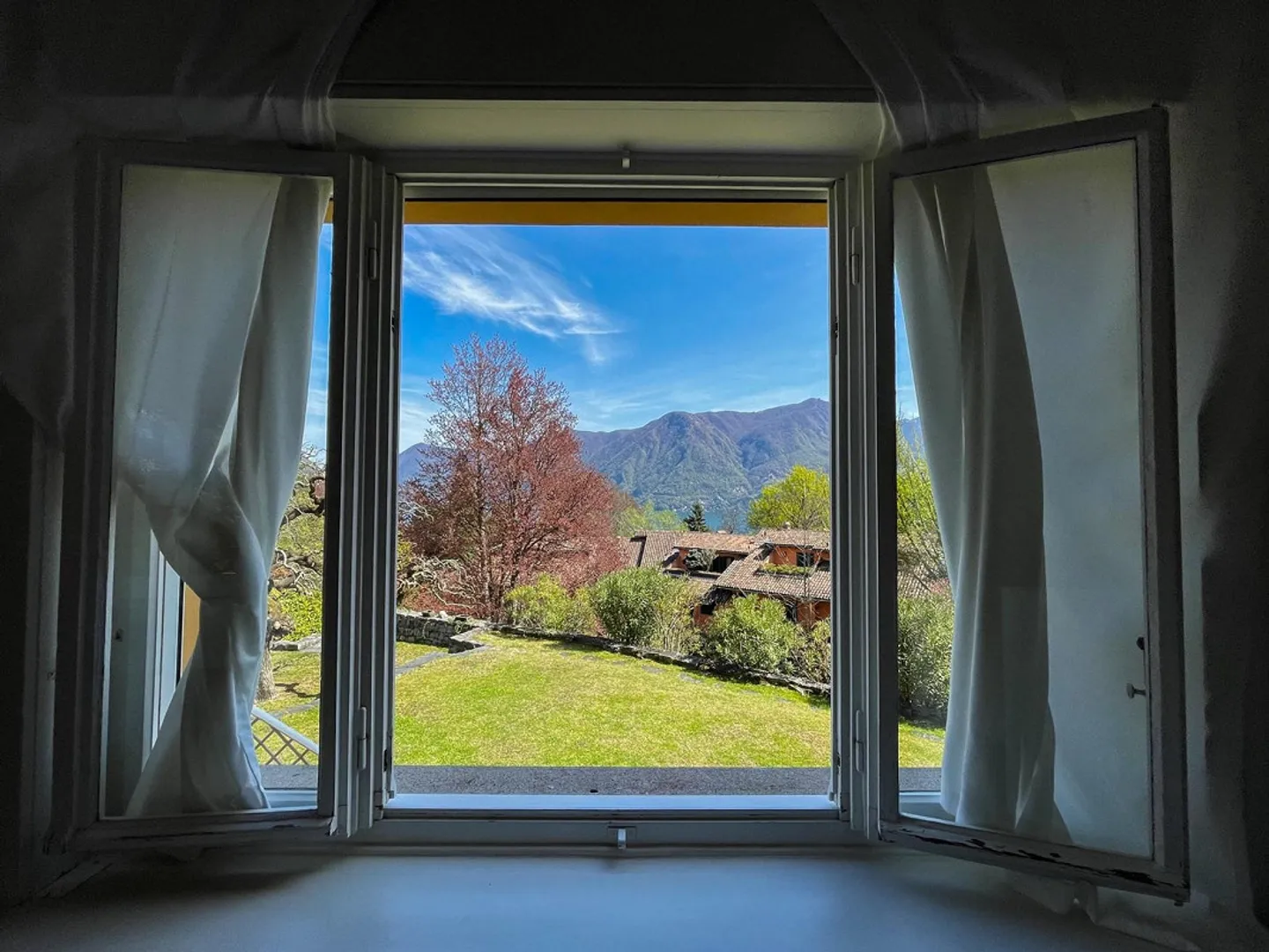 Signorile villa - Collina d'Oro - Foto 6 di 11